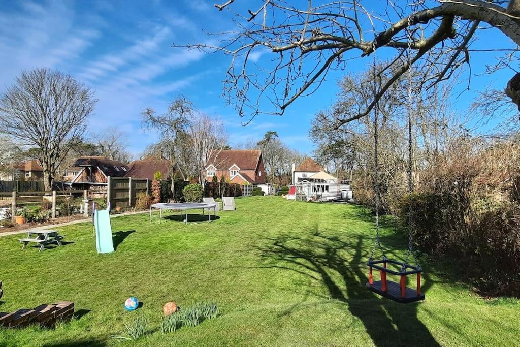 Sycamore Lodge Kent With Ev Zappi Type 2, Swimming Pool For A Fee Sellindge Kültér fotó
